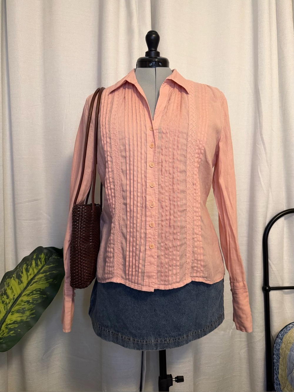Soft Linen VTG Western Pintuck Button-Down Blouse